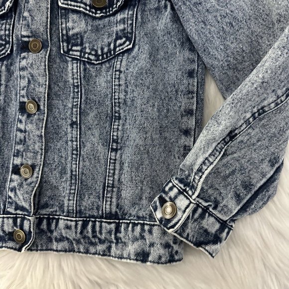 Barbie Girls Denim Jean Jacket M 100% Cotton Front Back Logo Light Wash - Picture 4 of 13